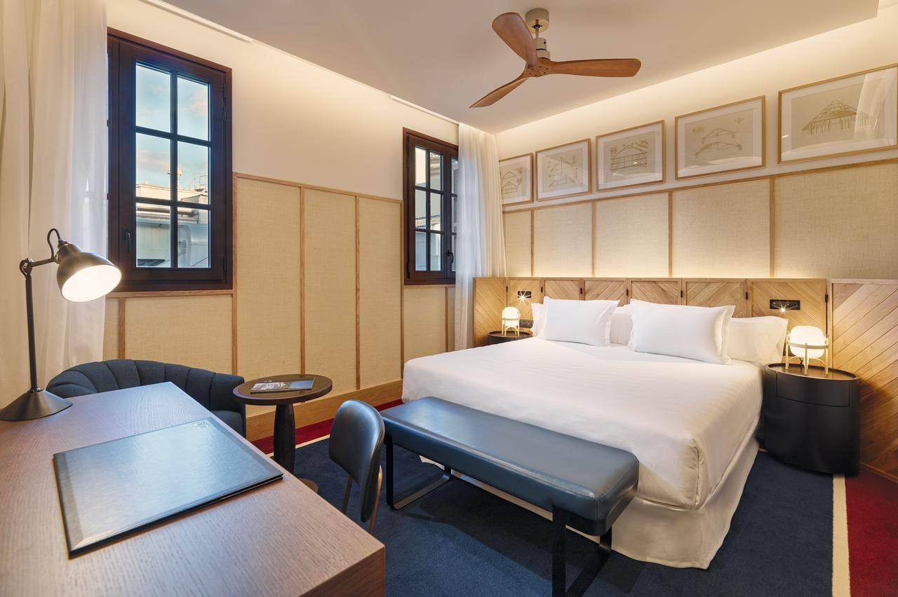 H10 Madison 4* Sup Hotel Barcelona Bagian luar foto