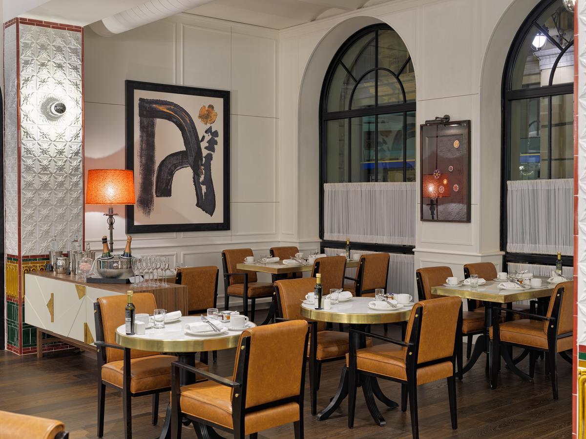 H10 Madison 4* Sup Hotel Barcelona Bagian luar foto