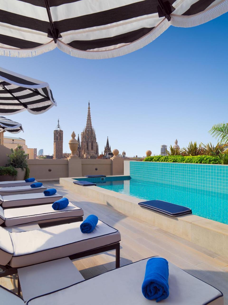 H10 Madison 4* Sup Hotel Barcelona Bagian luar foto