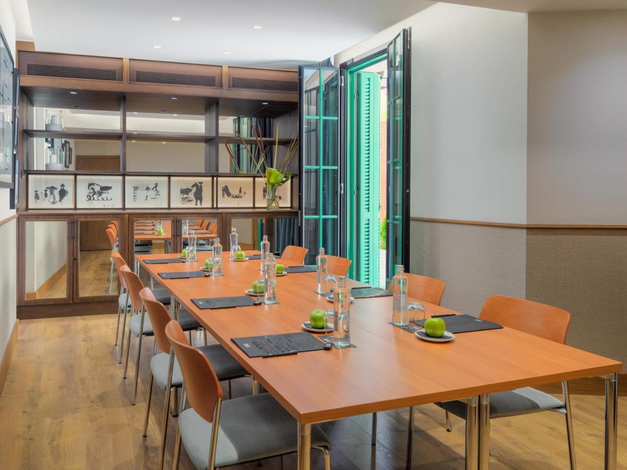 H10 Madison 4* Sup Hotel Barcelona Bagian luar foto